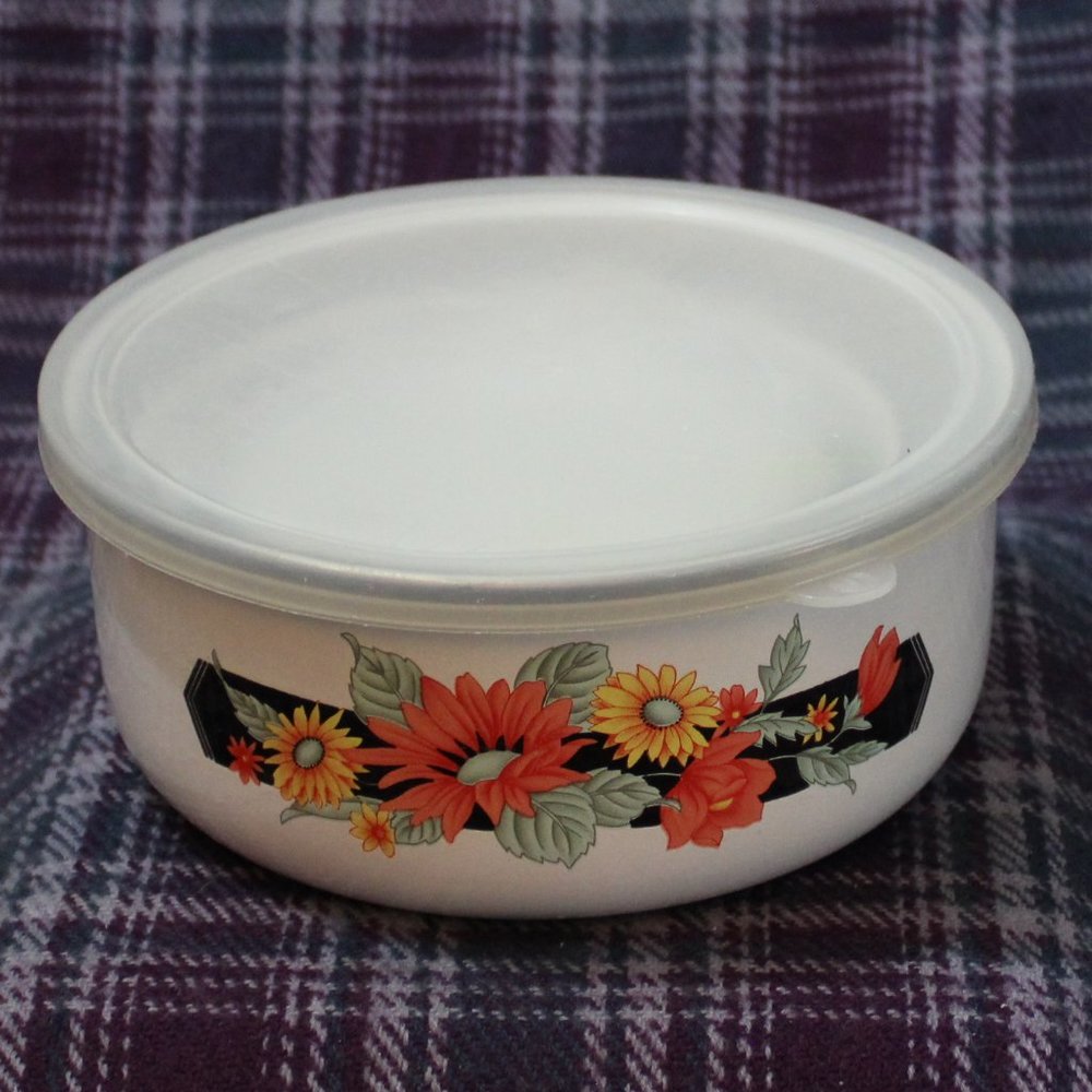 Vintage Enamel White Floral Graduated Nesting Bowls Set of Four